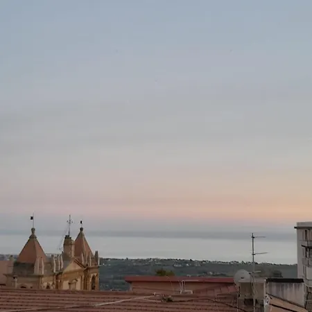 Guest house La Sinfonia Di.kerkent 3*